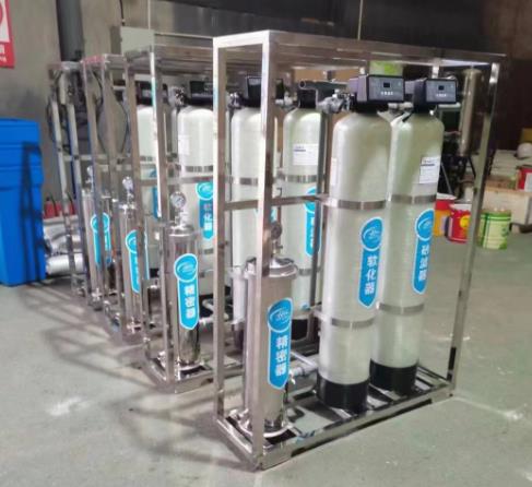 江西设备清洗：静静地看了那台机器很久